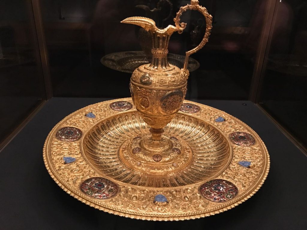 Gold baptism dish in the Austrian Treasury